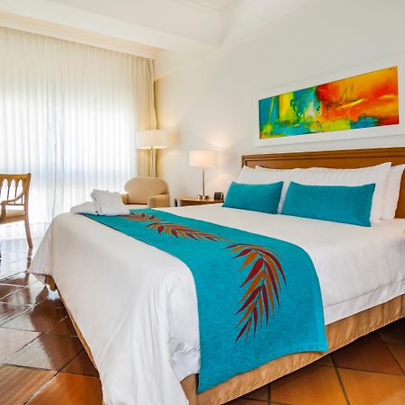 โรงแรมอัลมิรันเต การ์ตาเจนา Cartagena ภายนอก รูปภาพ A bedroom at the hotel
