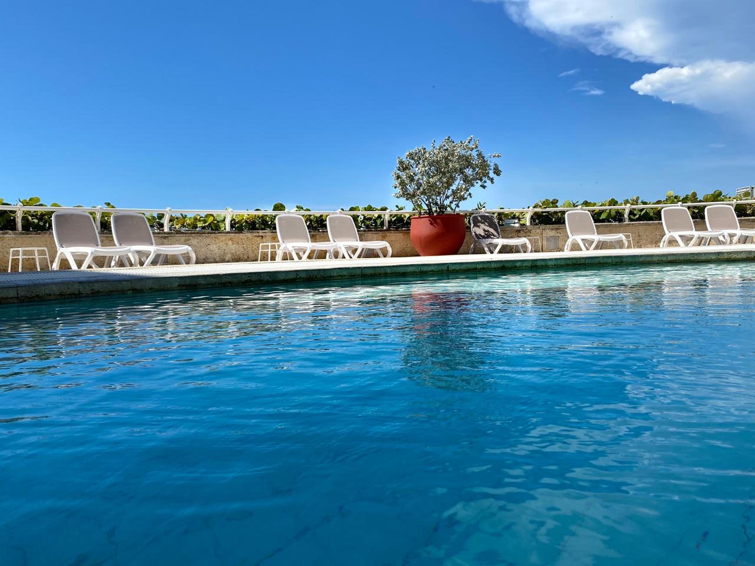 โรงแรมอัลมิรันเต การ์ตาเจนา Cartagena ภายนอก รูปภาพ Rooftop pool at the Hotel