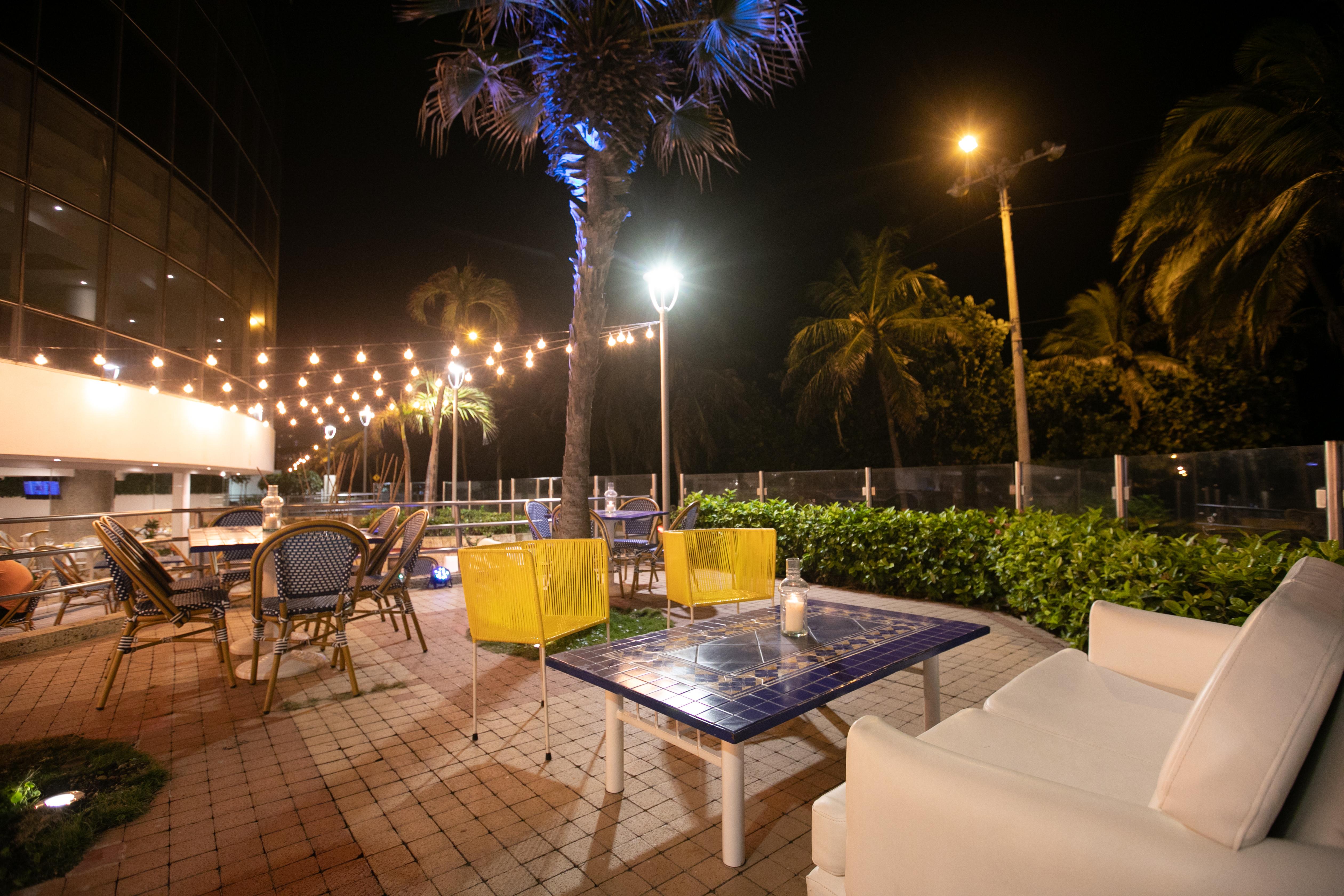 โรงแรมอัลมิรันเต การ์ตาเจนา Cartagena ภายนอก รูปภาพ The Beach at The Standard