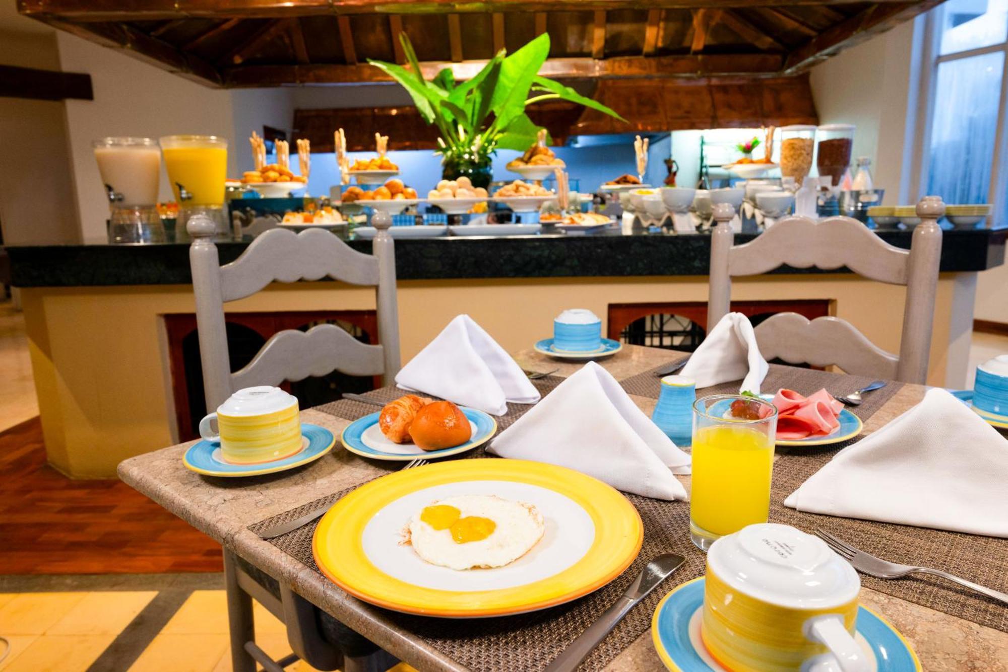โรงแรมอัลมิรันเต การ์ตาเจนา Cartagena ภายนอก รูปภาพ