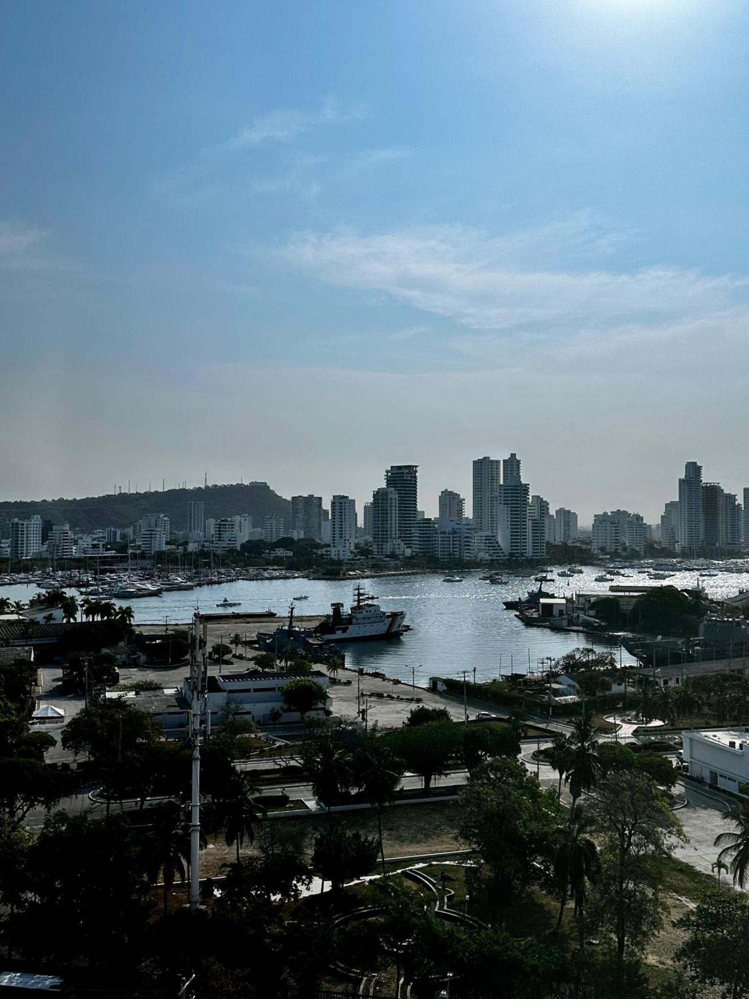 โรงแรมอัลมิรันเต การ์ตาเจนา Cartagena ภายนอก รูปภาพ